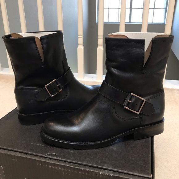 *8.5 left* NIB Frye Natalie Engineer Short Boots - Picture 5 of 8